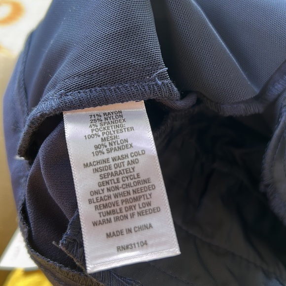 NWT Kim Rogers Pull-On with Tummy Control Navy Pants Size 12 PR Petite Reg - Picture 7 of 7